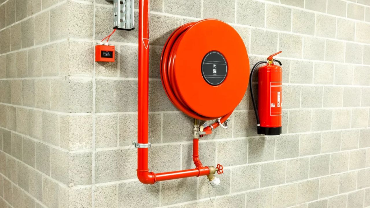 RIA et extincteurs incendie à Tanger - Bureau d'études sécurité incendie BET Tanger - NEPM Nord